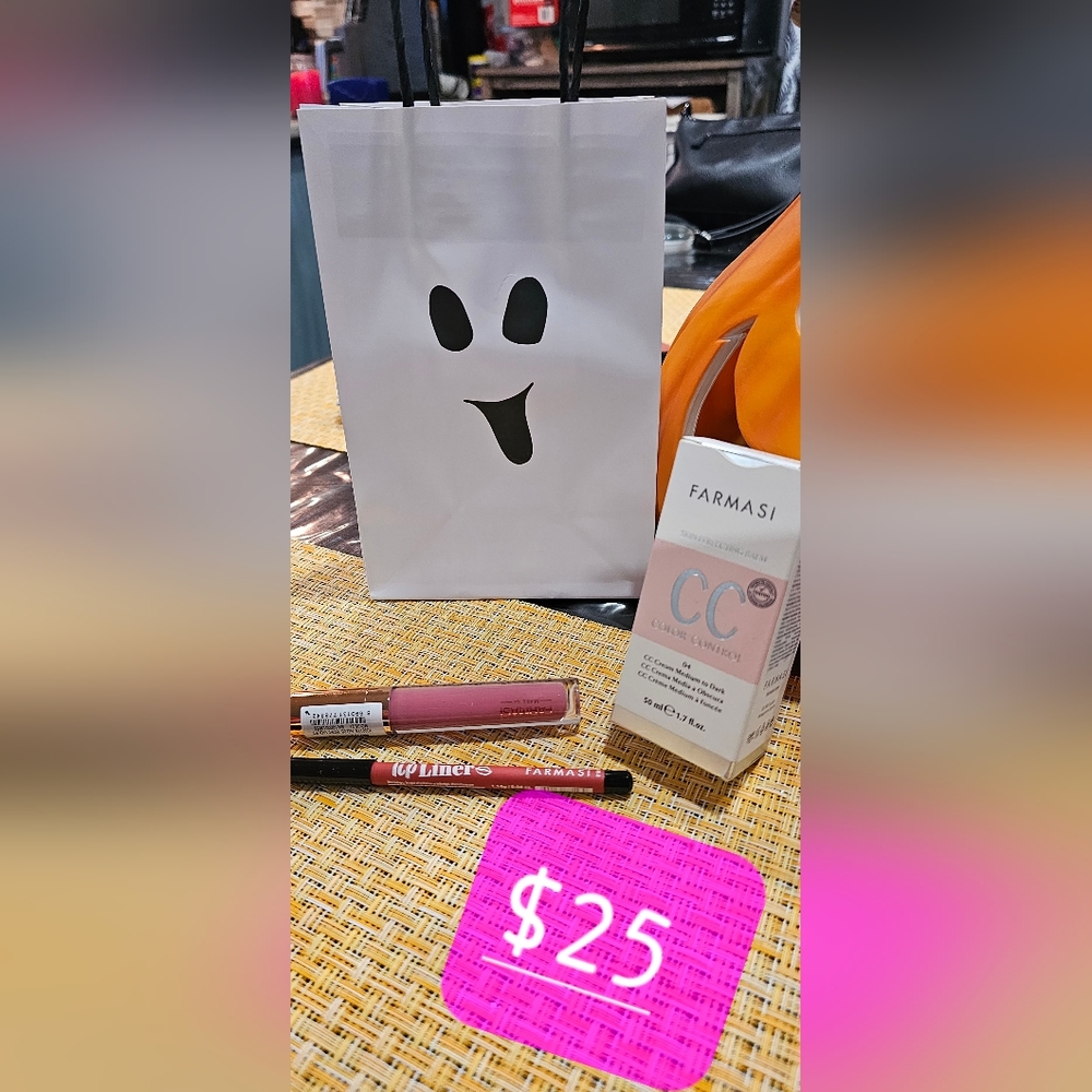 Halloween Farmasi Bags